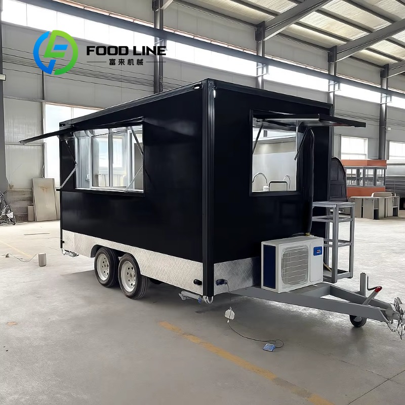 Food Truck With Snacks - عربة طعام متنقلة مخصصة للاستخدام الخارجي،