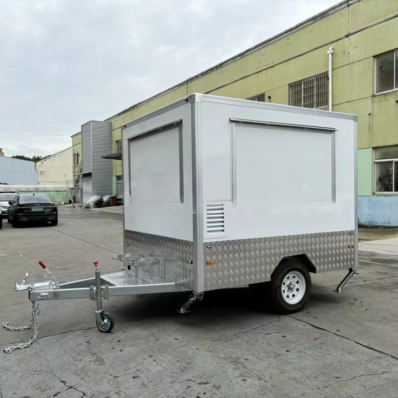 عربات متنقلة لبيع الوجبات السر - مراجعة Food Truck With Snacks وسعره